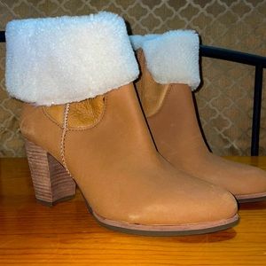 Ugg Lupine Womens boots